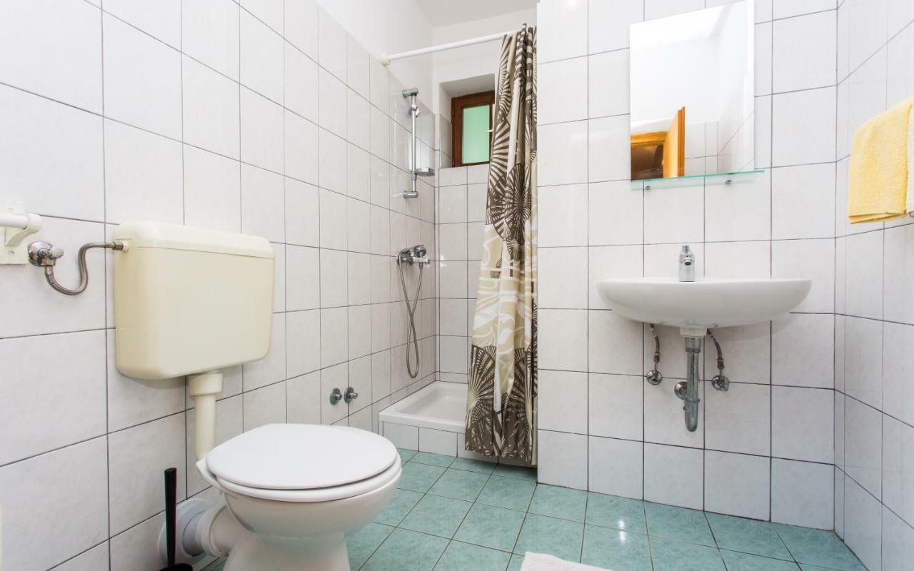 Apartments Luka 2 Башка Экстерьер фото