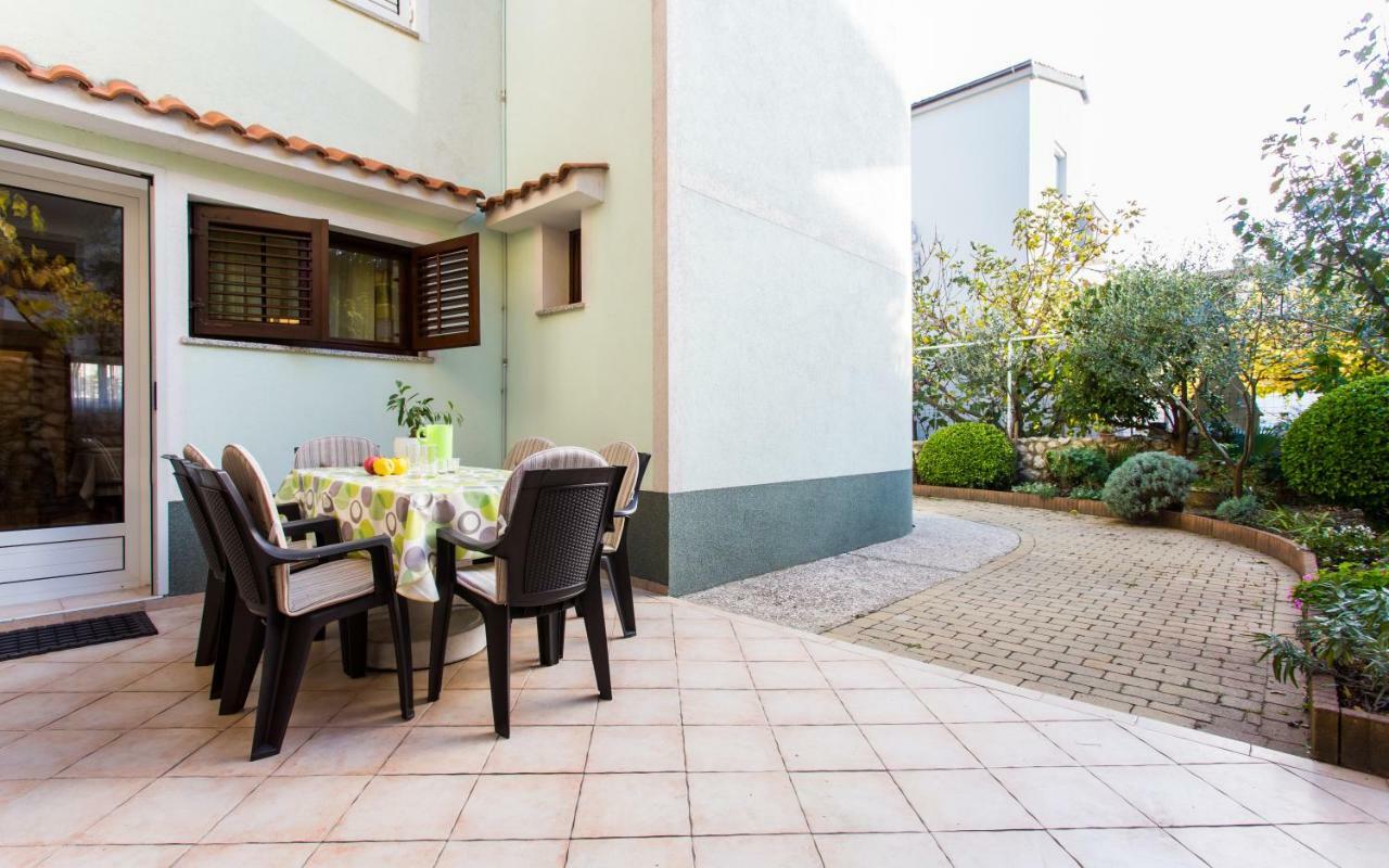 Apartments Luka 2 Башка Экстерьер фото