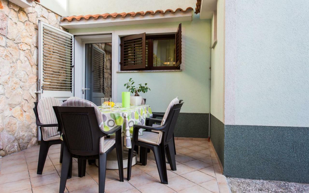 Apartments Luka 2 Башка Экстерьер фото