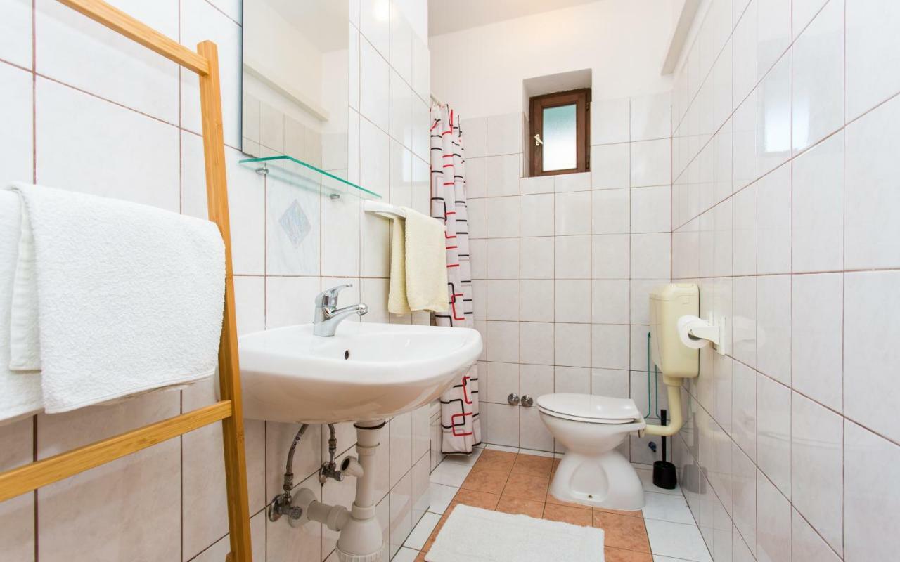 Apartments Luka 2 Башка Экстерьер фото