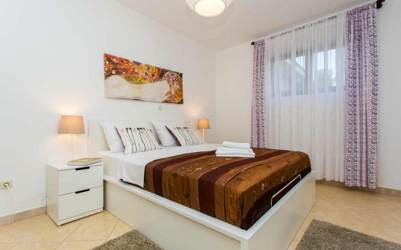 Apartments Luka 2 Башка Экстерьер фото